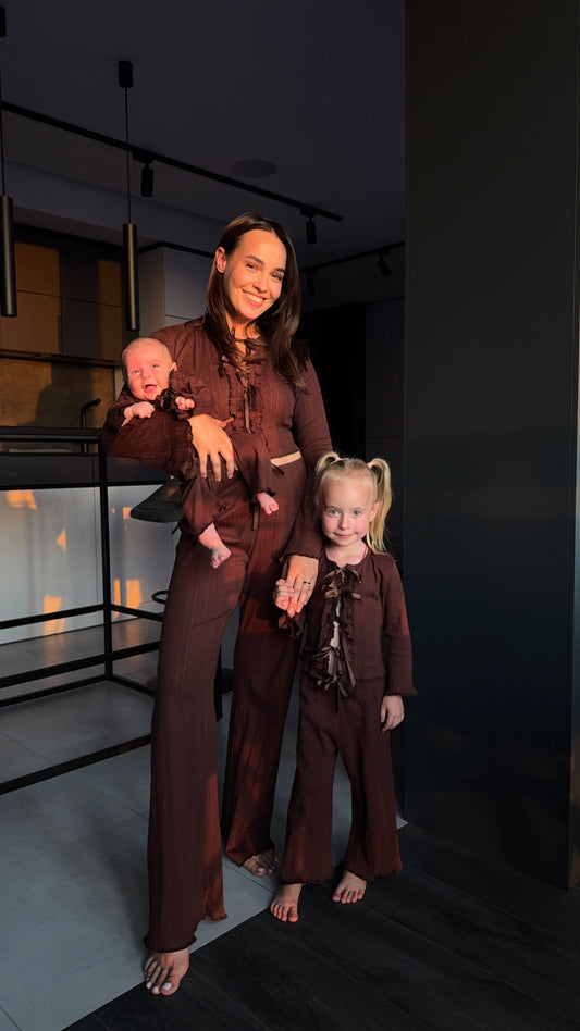 MOTHER JULIA BROWN - KIVVI_UKRAINIAN_BRAND
